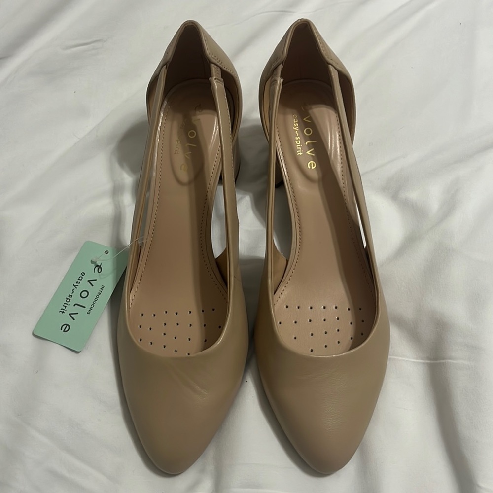 Easy spirit evolve wedges